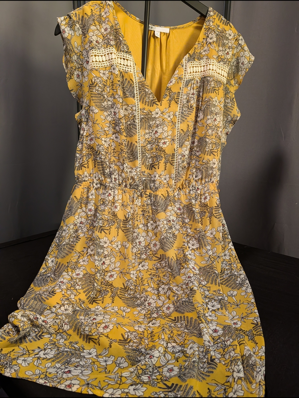 DR2 Yellow Floral Lace-Trim Midi Dress